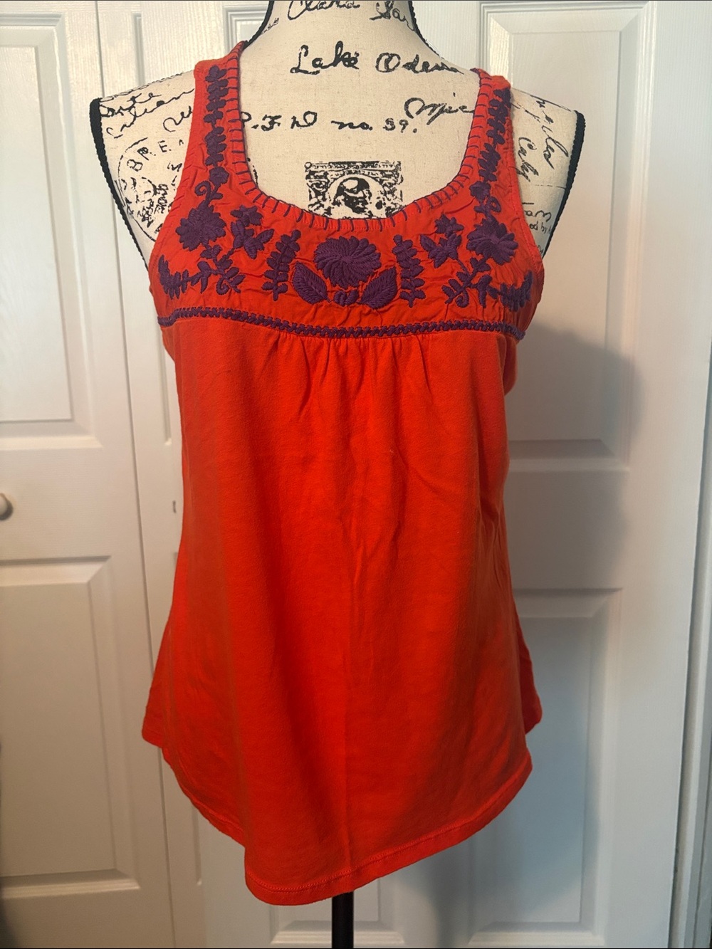 Old Navy tank top with Embroidery
